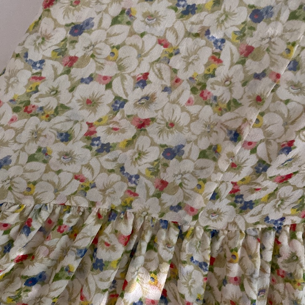 Doen Antoinette Maxi Dress in Yellow Victoria Floral - Picture 9 of 9